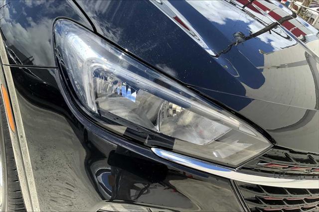 Photo of 2022 Ebony Twilight Metallic Buick Encore GX