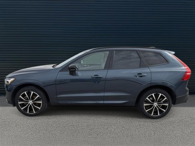 Photo of 2025 Denim Blue Metallic Volvo XC60