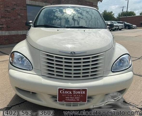 Photo of 2004 Cool Vanilla Chrysler PT Cruiser