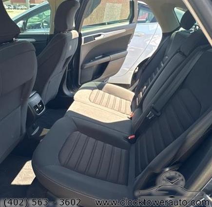 Photo of 2019 Blue Metallic Ford Fusion