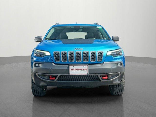 Photo of 2019 Hydro Blue Pearlcoat Jeep Cherokee