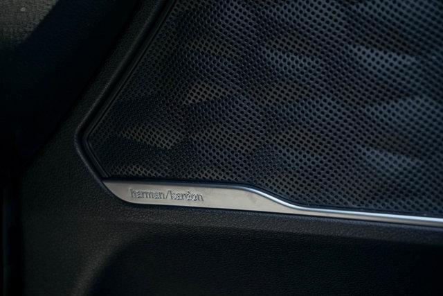 Photo of 2022 Shimmering Silver Pearl Hyundai SANTA FE