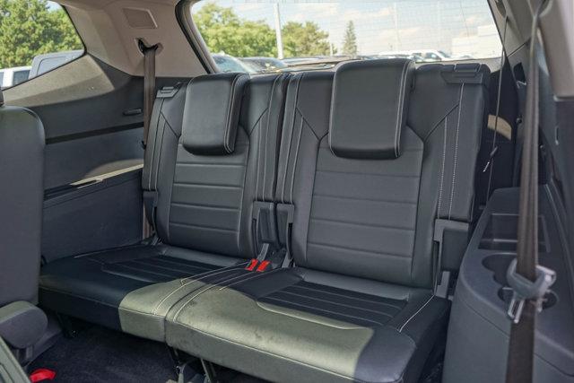 Photo of 2022 Deep Black Pearl Volkswagen Atlas