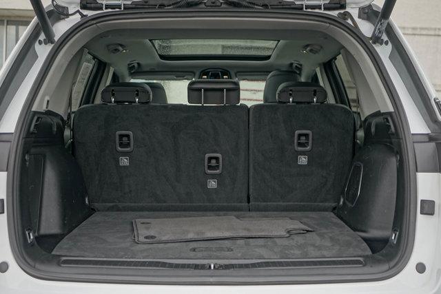 Photo of 2023 Bright White Clearcoat Jeep Grand Cherokee