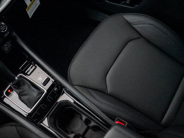 Photo of 2025 Bright White Clearcoat Jeep Compass
