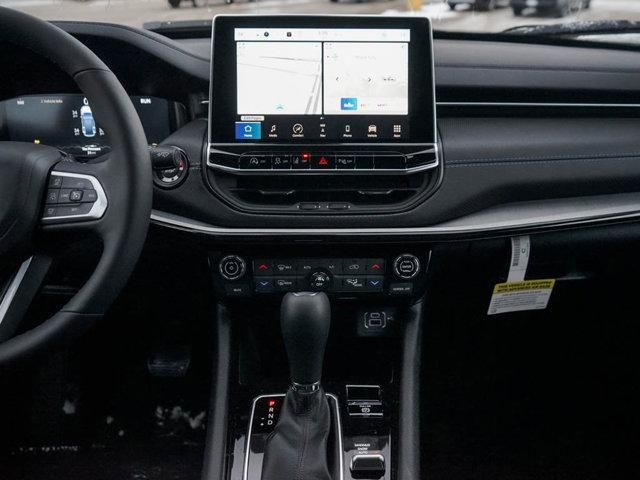 Photo of 2025 Bright White Clearcoat Jeep Compass