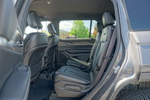 Photo of 2024 Baltic Gray Metallic Clearcoat Jeep Grand Cherokee L