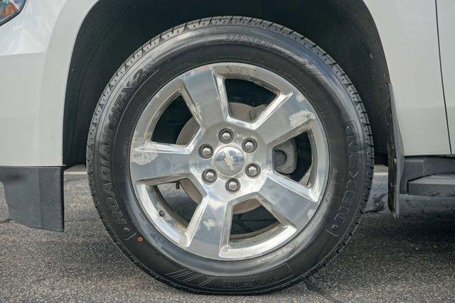 Photo of 2017 Iridescent Pearl Tricoat Chevrolet Tahoe