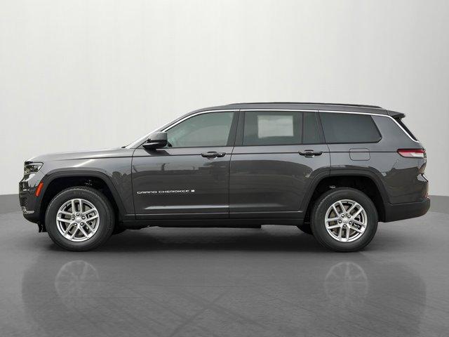 Photo of 2025 Baltic Gray Metallic Clearcoat Jeep Grand Cherokee L