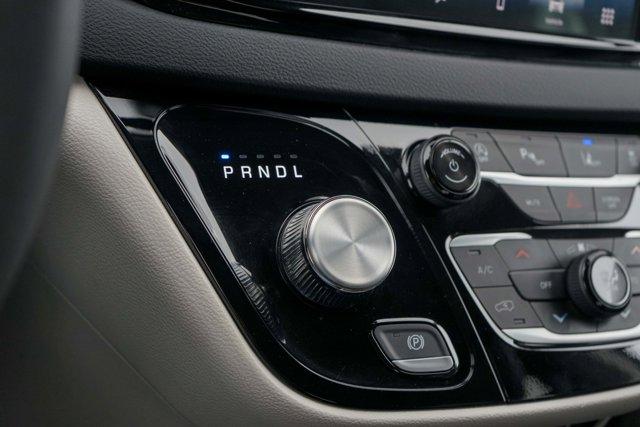 Photo of 2024 Diamond Black Crystal Pearlcoat Chrysler Pacifica