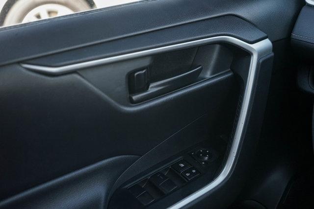 Photo of 2020 Red Toyota RAV4