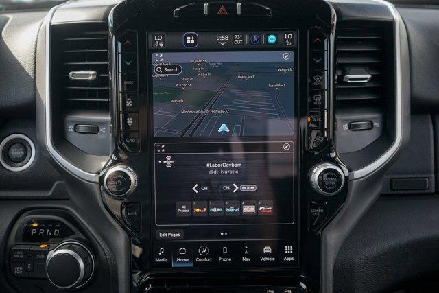 Photo of 2024 Diamond Black Crystal Pearlcoat RAM 2500