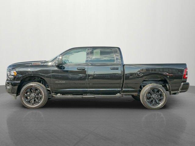 Photo of 2024 Diamond Black Crystal Pearlcoat RAM 2500