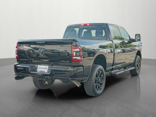 Photo of 2024 Diamond Black Crystal Pearlcoat RAM 2500