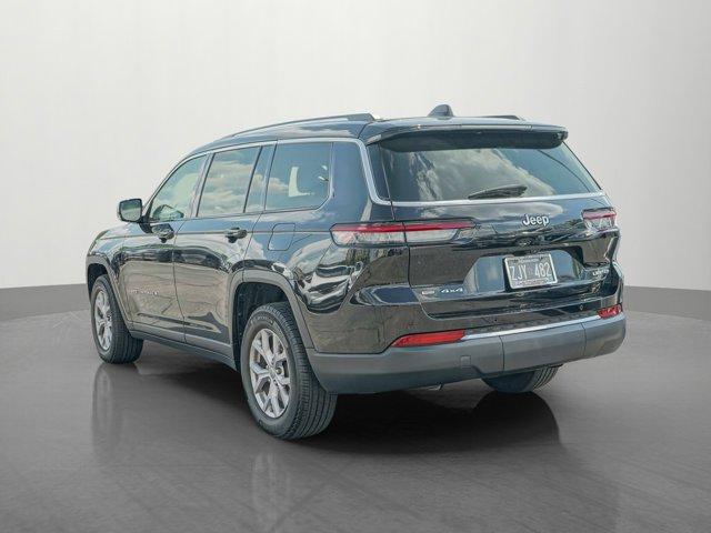 Photo of 2021 Diamond Black Crystal Pearlcoat Jeep Grand Cherokee L