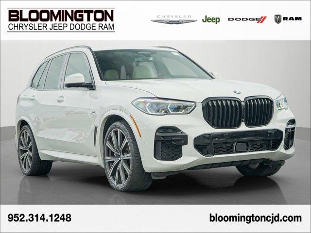 Photo of 2022 Alpine White BMW X5