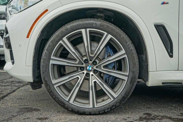 Photo of 2022 Alpine White BMW X5