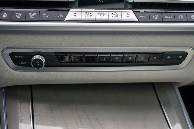 Photo of 2022 Alpine White BMW X5