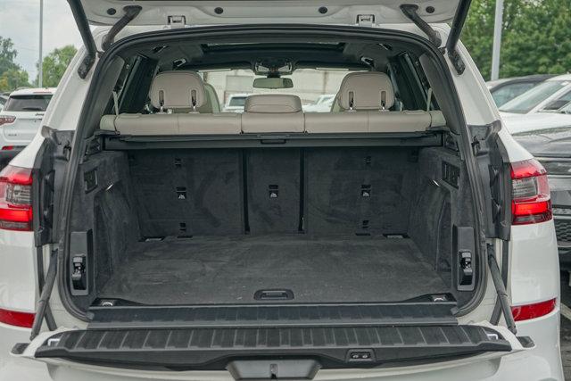 Photo of 2022 Alpine White BMW X5