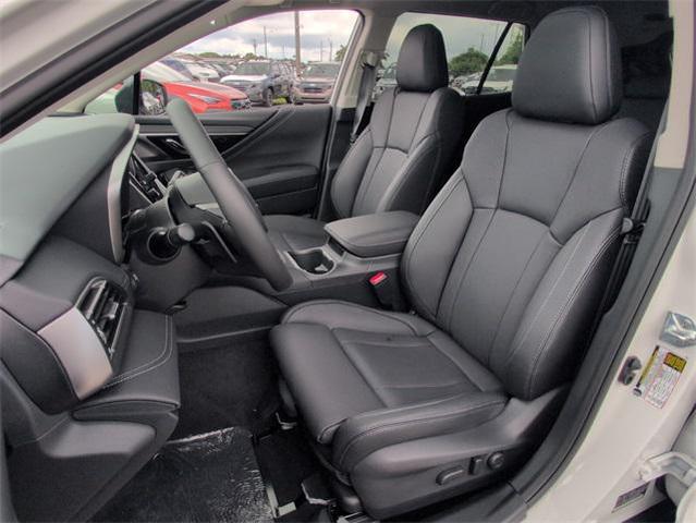 Photo of 2025 Crystal White Subaru Outback