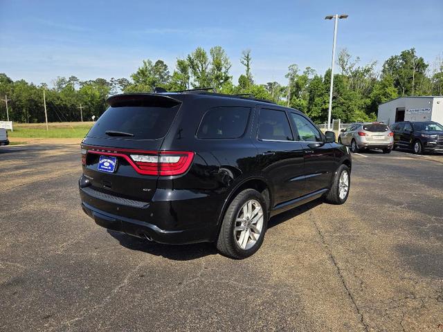 Photo of 2023 DB Black Crystal Clearcoat Dodge Durango