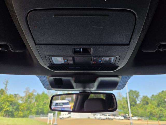 Photo of 2023 Oxford White Ford F-150