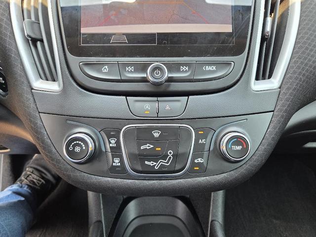 Photo of 2024 Summit White Chevrolet Malibu