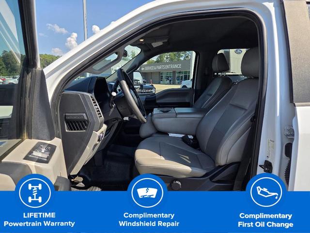 Photo of 2021 Oxford White Ford F-250