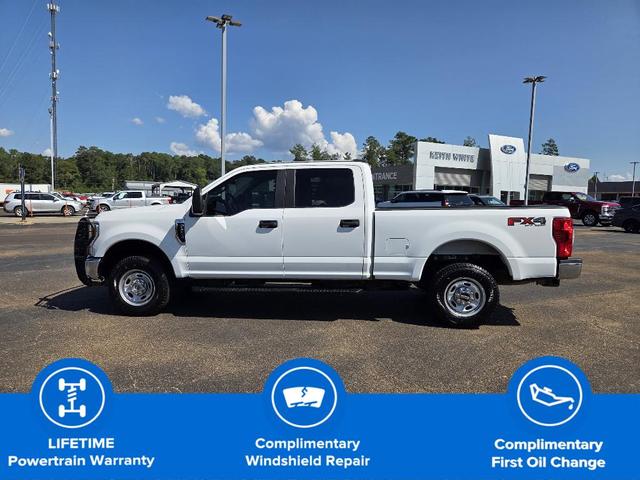 Photo of 2021 Oxford White Ford F-250