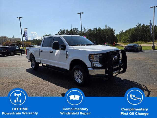Photo of 2021 Oxford White Ford F-250