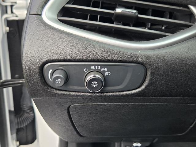Photo of 2024 Summit White Chevrolet Malibu