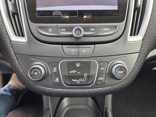 Photo of 2024 Summit White Chevrolet Malibu