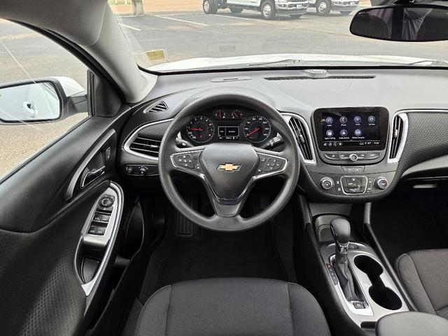 Photo of 2024 Summit White Chevrolet Malibu