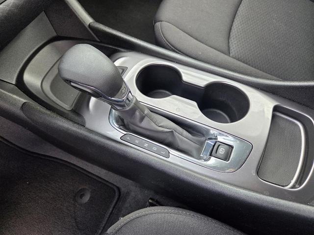 Photo of 2024 Summit White Chevrolet Malibu