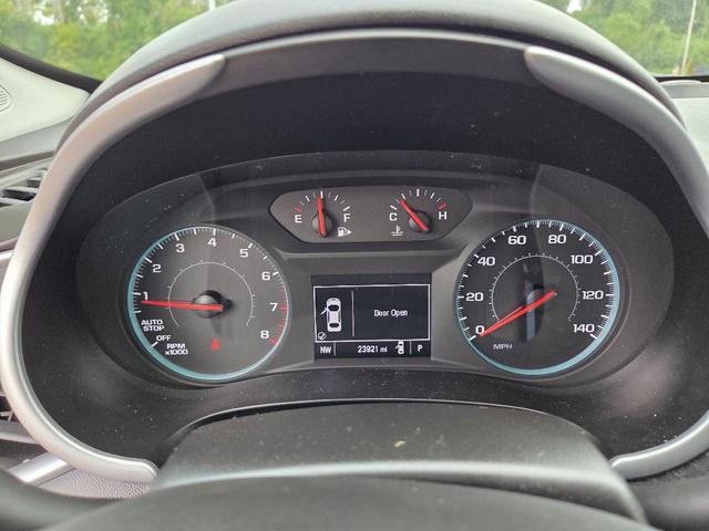 Photo of 2024 Summit White Chevrolet Malibu
