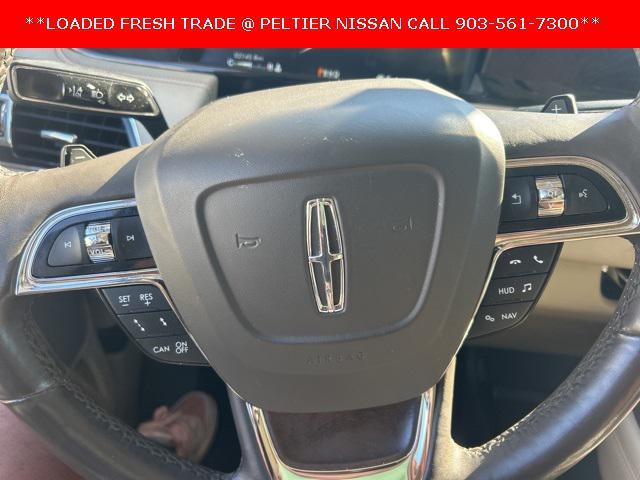 Photo of 2019 Blue Diamond Metallic Lincoln Navigator