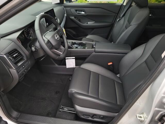 Photo of 2025 Brilliant Silver Metallic Nissan Rogue