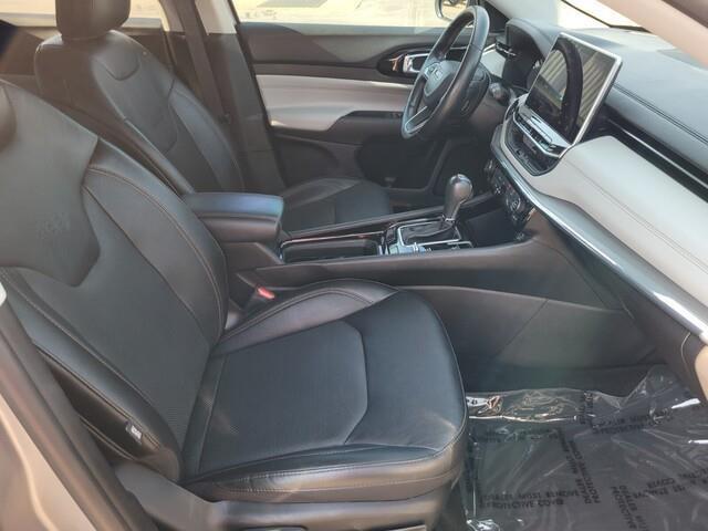 Photo of 2022 Billet Silver Metallic Clearcoat Jeep Compass