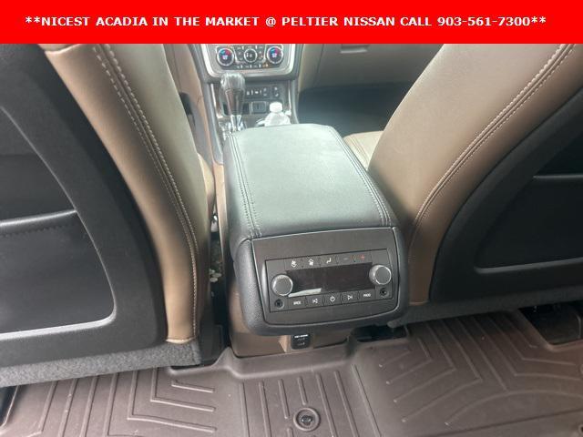 Photo of 2016 White Frost Tricoat GMC Acadia