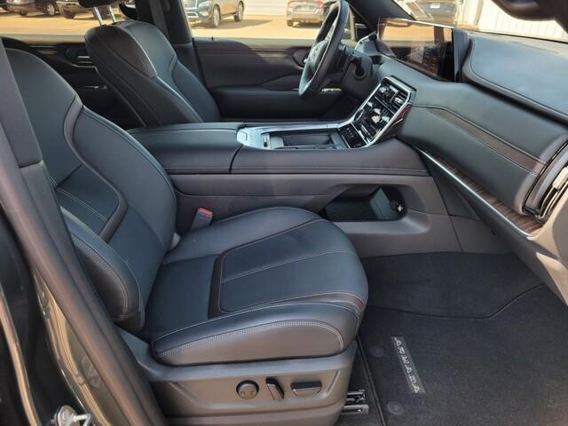 Photo of 2025 Alpine Metallic Nissan Armada