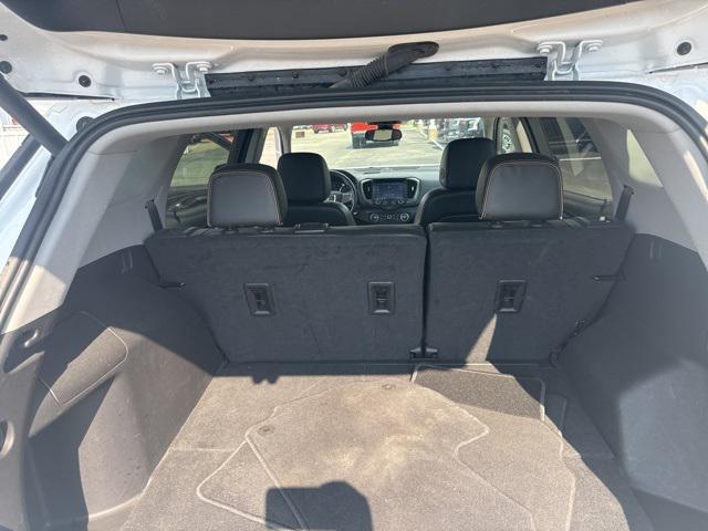 Photo of 2023 Summit White GMC Terrain