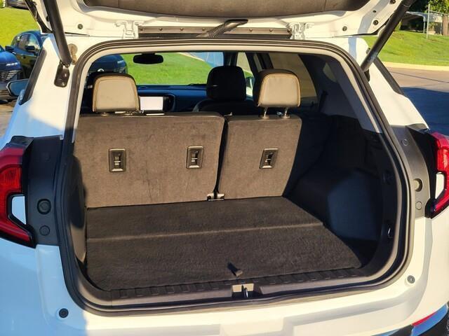 Photo of 2023 Summit White GMC Terrain