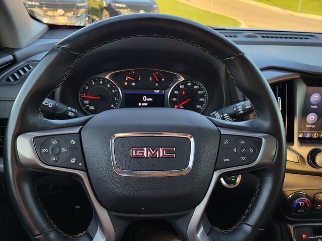 Photo of 2023 Summit White GMC Terrain