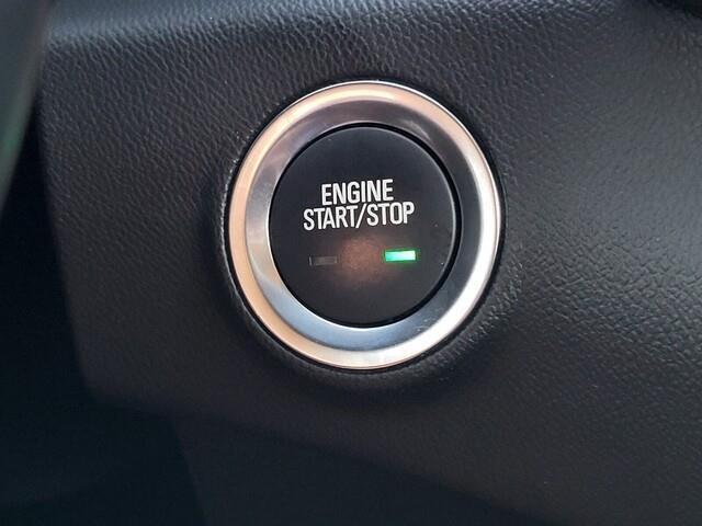 Photo of 2023 Summit White GMC Terrain