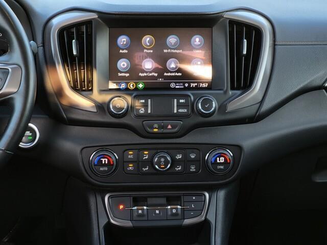 Photo of 2023 Summit White GMC Terrain