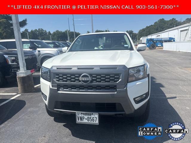 Photo of 2025 Glacier White Nissan Frontier