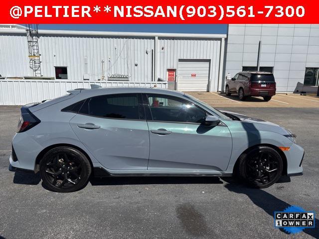 Photo of 2019 Gray Honda Civic