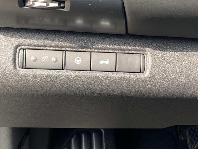 Photo of 2025 Obsidian Green Nissan Pathfinder