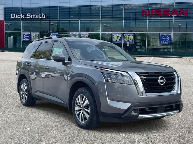 Photo of 2025 Gun Metallic Nissan Pathfinder