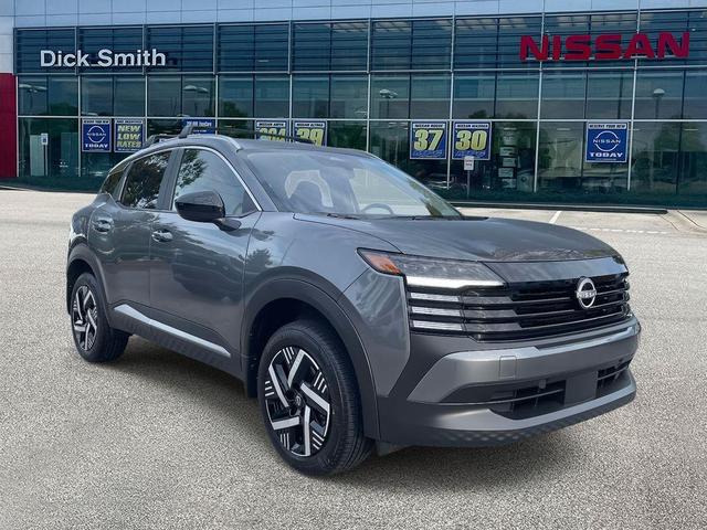 Photo of 2026 Gun Metallic Nissan Kicks